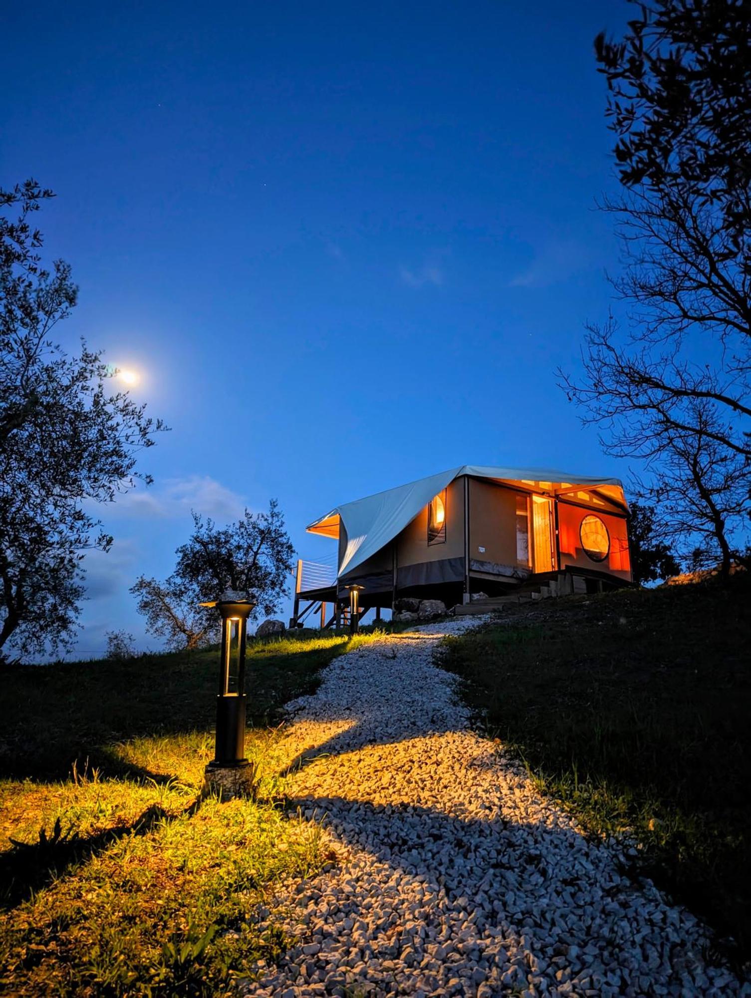 Glamping Stregaia 호텔 마사마리티마 외부 사진